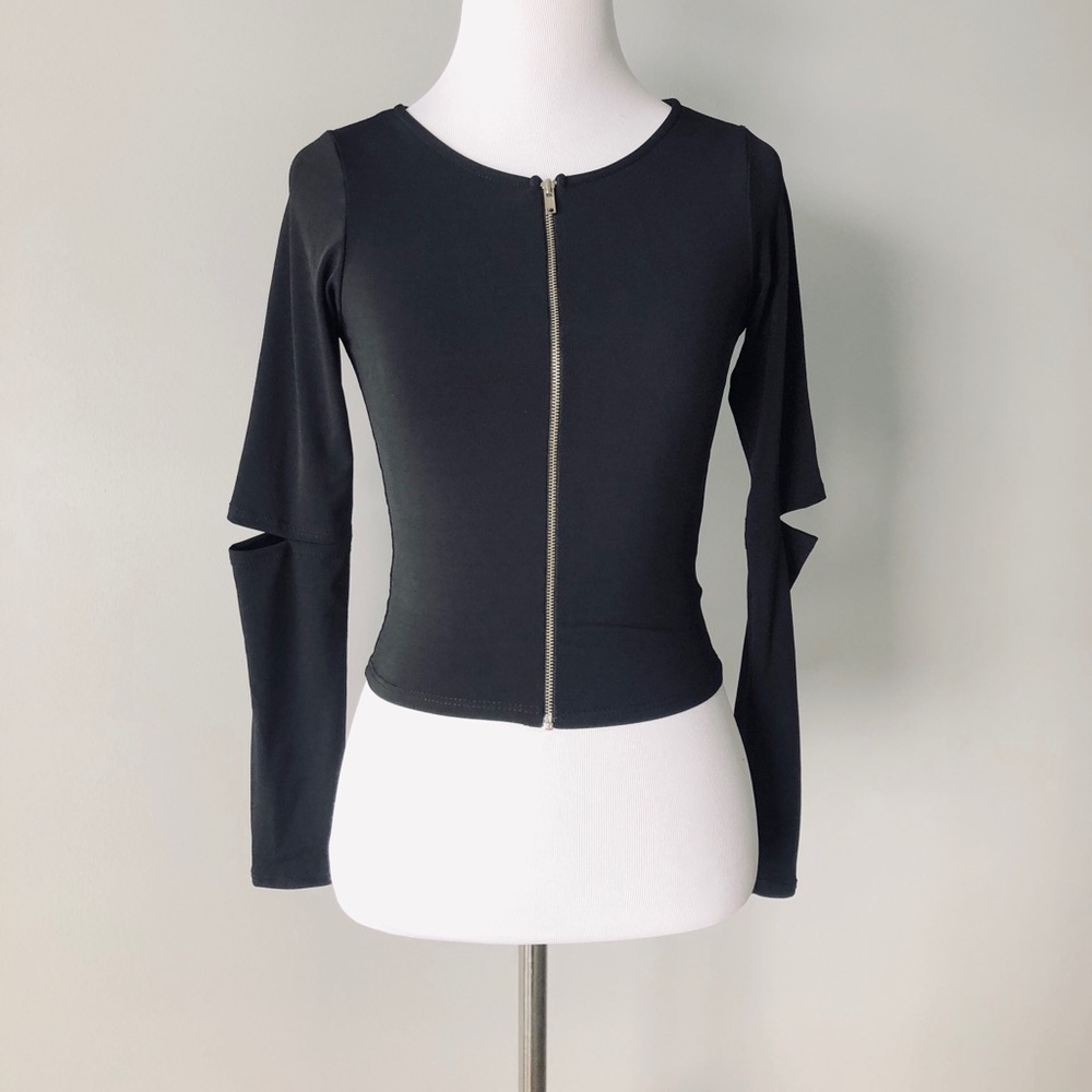Fitted Zip Top - Picture 3 of 6